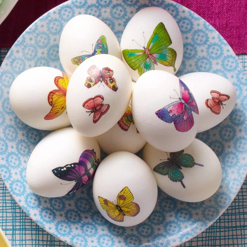 Куриный белок. Перламутровые яйца на пасху. Яйцо без желтка. Покрасить перепелиные яйца на пасху. Как сделать яйцо белым.