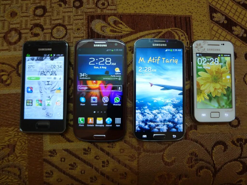 Samsung galaxy купить на авито. Samsung Galaxy s3 la fleur. Samsung fleur gt i9300. Samsung Galaxy Ace la. Galaxy s3 gt-i9300.