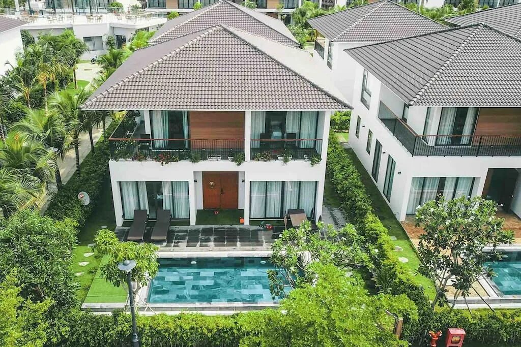 Mercury phu quoc resort villas. Green tree hotel phu quoc. Виллы на фукуоке. Вилла в аренду фукуок. Бунгало на фукуоке вьетнам.