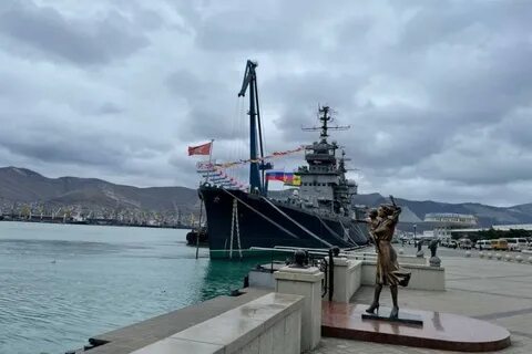 В новороссийске затонуло