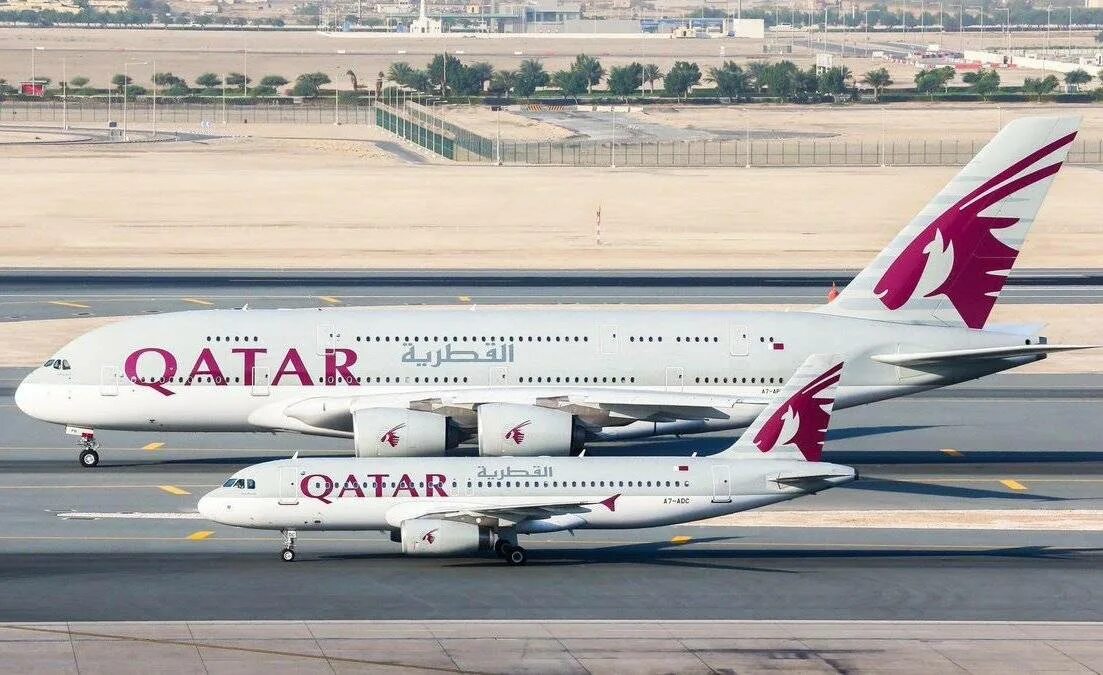 Катар дав. Авиакомпания Qatar Airways самолеты. Самолет Катар Эйрвейз. Катар авиалинии самолеты. Катар авиакомпания самолеты а380.