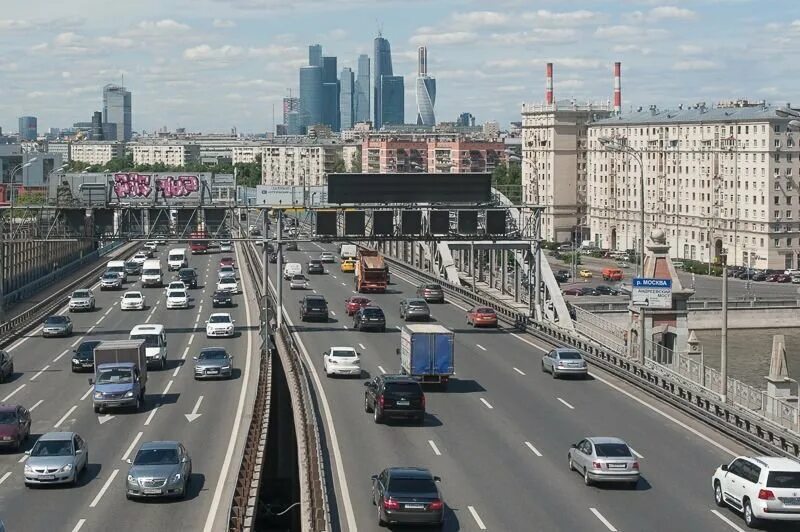 Транспортное движение в Москве. Дороги Москвы. Транспортная инфраструктура Москвы. Дороги в центре Москвы