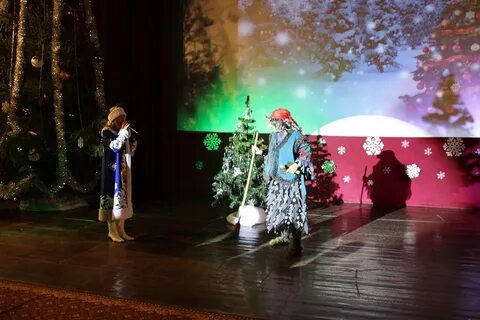 Новогодний театрализованный сценарий в доме культуры