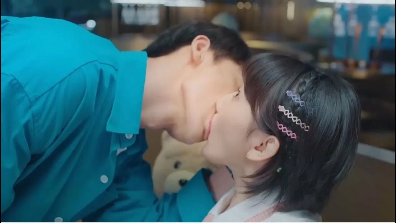 You are my lover friend дорама. Ледяной цветок дорама поцелуй. дорама лицом к лицу поцелуи. дорама мышь поцелуй. извержение дорама.