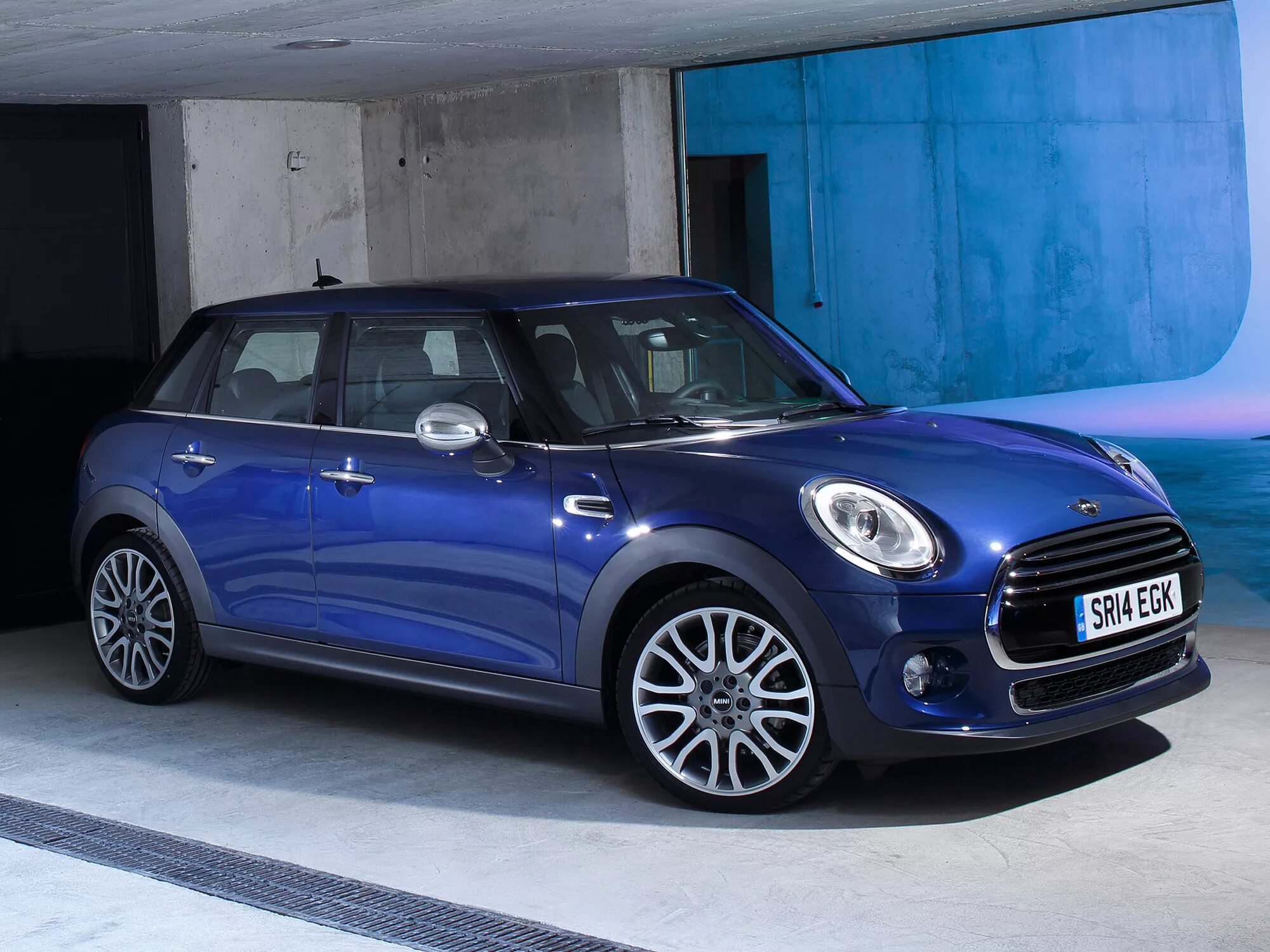 Ch cooper. Mini Cooper 5d. Мини Купер 3. Мини Купер 5. Мини Купер 5d 2022.