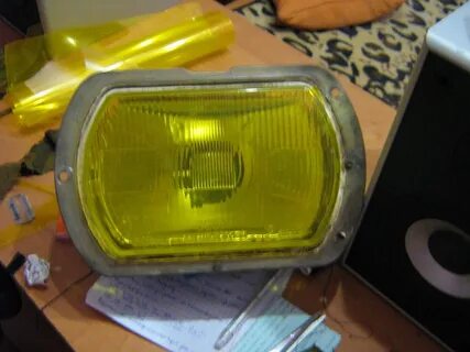 Противотуманки желтого цвета
