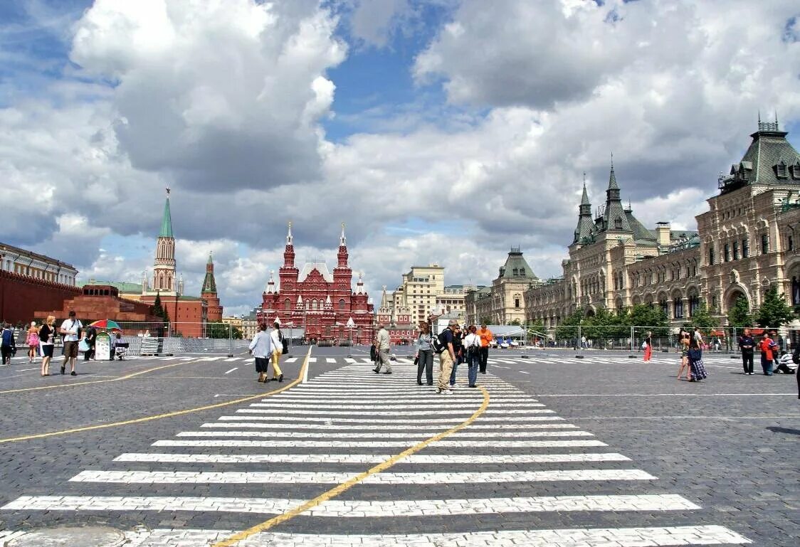 Московский центр красная площадь. Кра́сная пло́щадь. Исторический центр Москвы красная площадь. Ансамбль красной площади. Легкое красная площадь