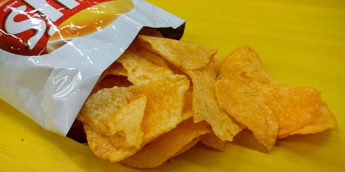 Чипсы чипсы чипсы число. Чипсы. чипсы lays. чипсы chips. чипсы вредные.