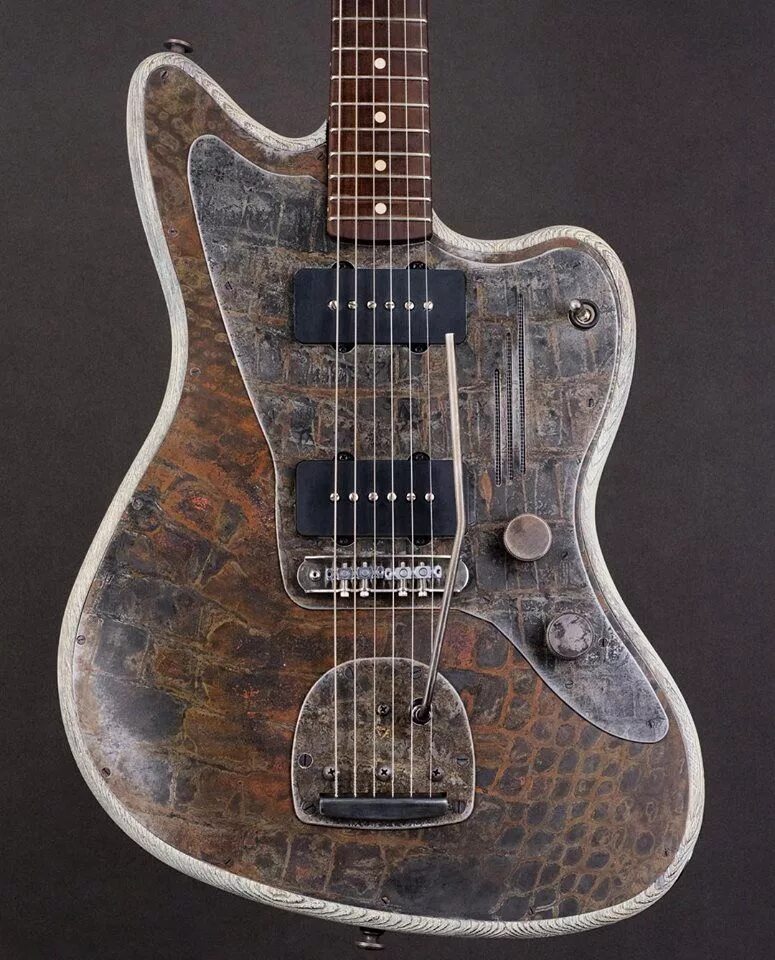 Гитара раст. James trussart. кастомизация гитары. ржавая гитара. rusty guitar decal.