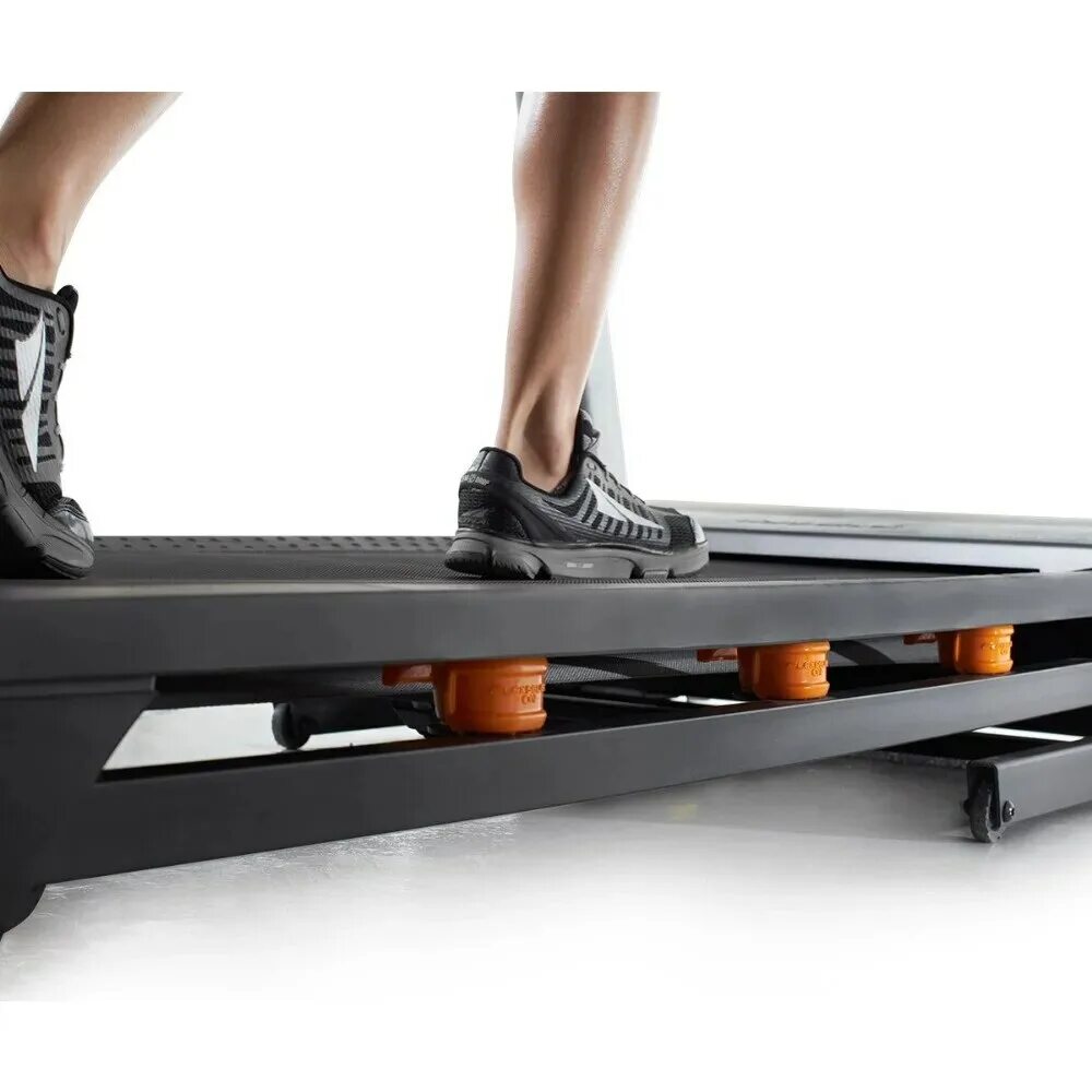 Under fit. Электрическая беговая дорожка nordictrack c1650. nordictrack i fit беговая дорожка.