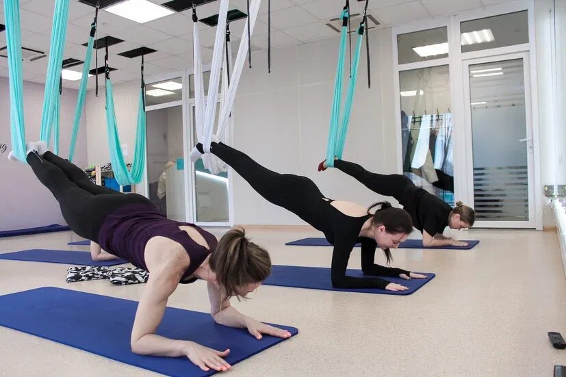 Горького 30 симферополь. Горького 30 симферополь стрейчинг. Мисс стретчинг симферополь. Стретчинг симферополь. Ирис студия растяжки.