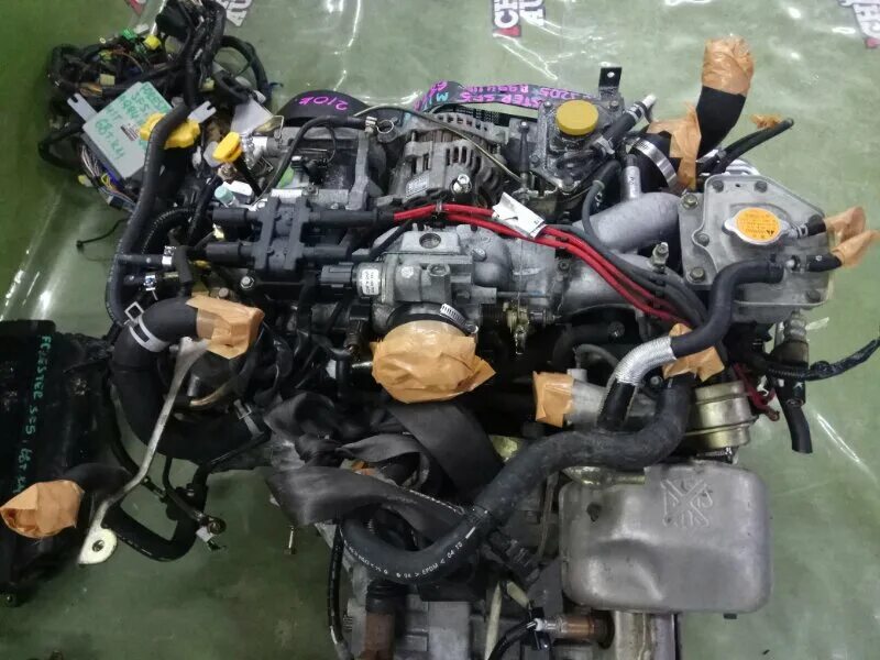 Мотор ej 205 субару. Субару ej205. Контрактный двигатель субару форестер. Двигатель subaru forester 2. Subaru impreza ej20.