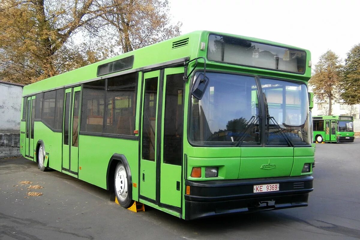 Маз 5440 черный. Маз 104 c 21. Маз 104. Маз 21. Маз-104 автобус.