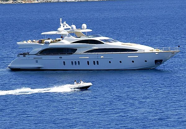 Яхт юг. Azimut 116. яхта азимут 116. азимут 90 яхта. buying a yacht.