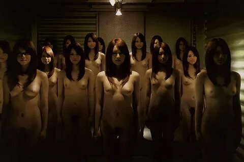 裸 い っ ぱ い)全 裸 女 性 が 大 勢 写 っ て い る 団 体 エ ロ 画 像 く だ さ い.