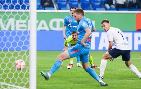 Матчи чемпионата по футболу в сочи