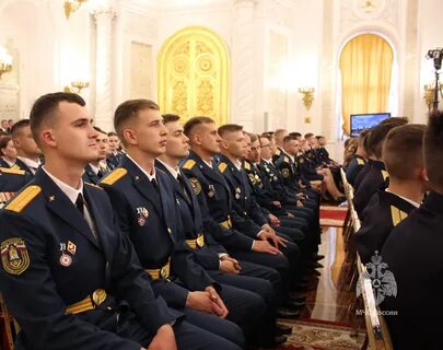 Выпускники академии