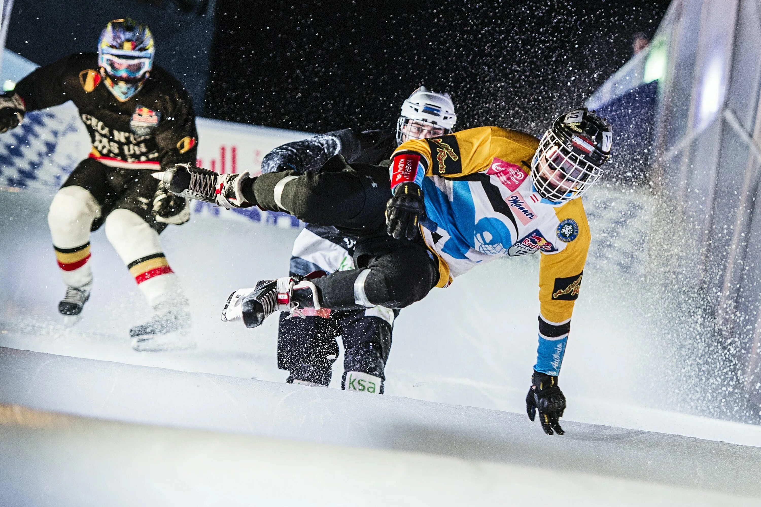 Айс кросс. Айс кросс даунхилл. Red bull crashed Ice. Ice Cross 2016. Ice Cross Downhill на русском экстриме.