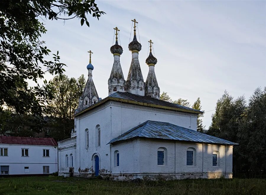 Владимирская Церковь Ярославль. Владимирская Церковь на Божедомке. Церковь на Божедомке Ярославль. Храм Владимирской иконы Божией матери на Божедомке.