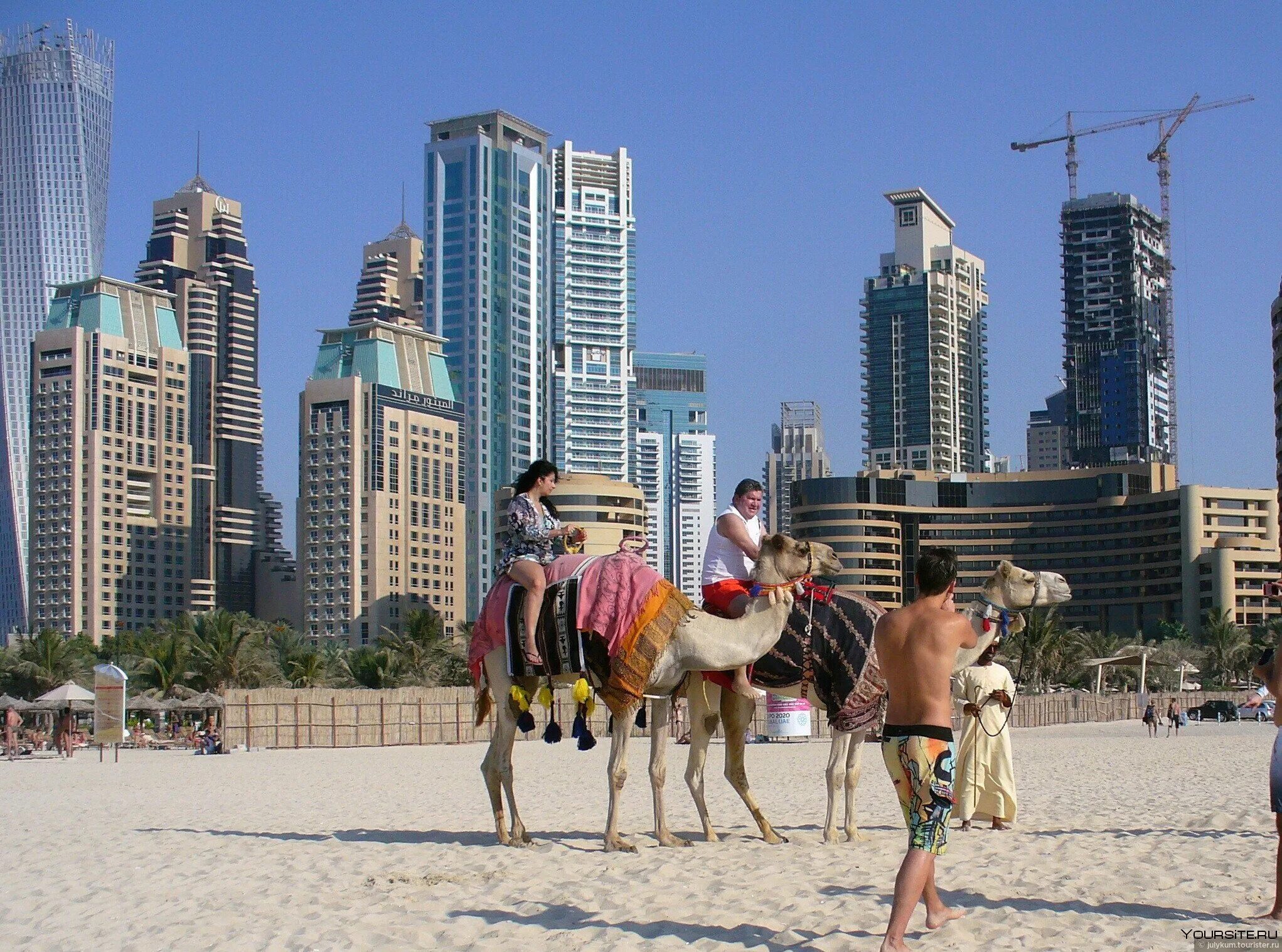 Пляж la mer дубай. Дубай курорт 2022. Оаэ стоит ли ехать. Дубай арабские эмираты в 2022г. Оаэ стоит ли ехать.