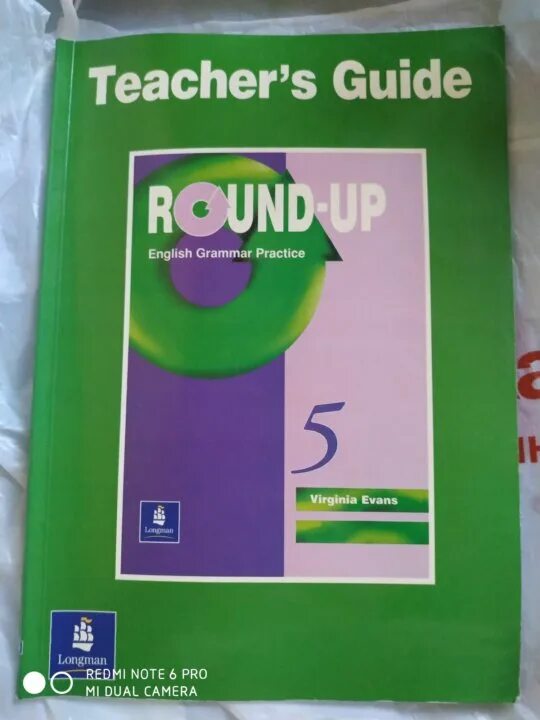 Round up teacher s books. Старый round up 5. round up 4 teacher&#039;s guide. round up 5 зеленый. round up 5 teacher&#039;s book.