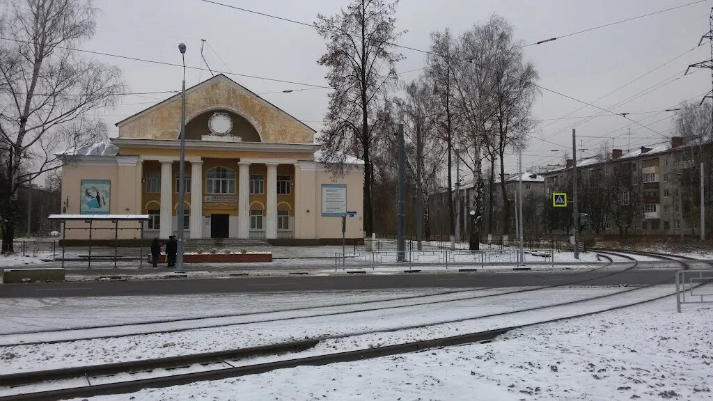 Автозаводская библиотека нижний. Библиотека Автозаводский район Нижний Новгород. Центральная библиотека Автозаводского района Нижнего Новгорода. БДЦ Автозаводского района Нижнего Новгорода. ДК молодежный Нижний Новгород Автозаводский район.