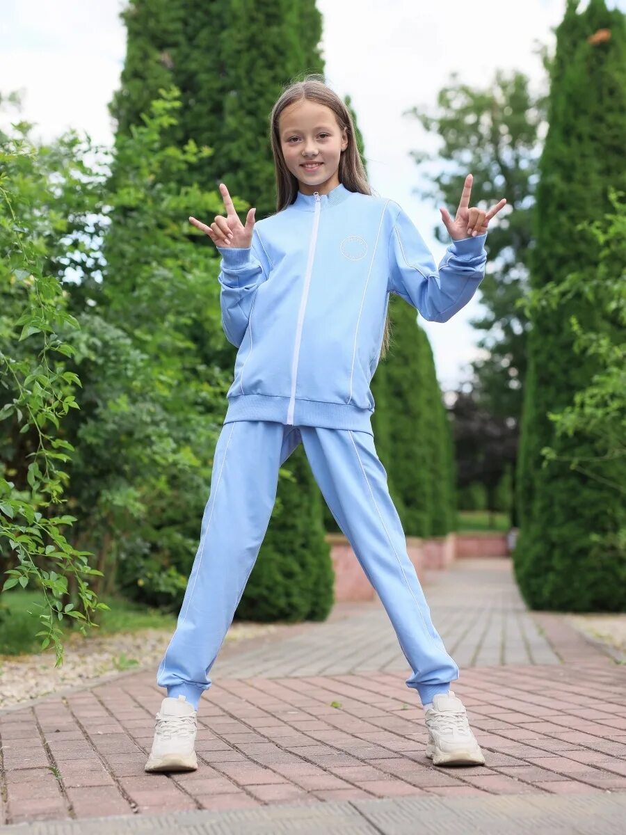 Костюм молнии детский. Спортивный костюм фаберлик зеленый. Женский спорт костюм с капюшоном и на молнии. Спортивный костюм женский на молнии. Спортивные кофты женские.