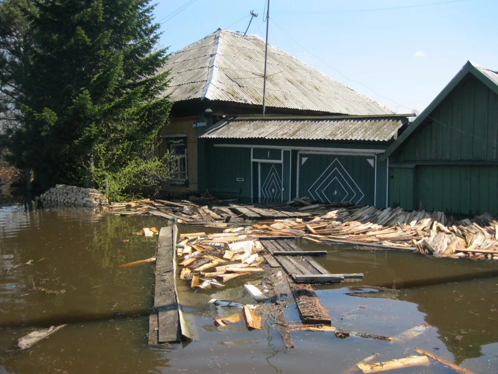 Вода в реке тура тюмень сегодня. Река тура в Туринске Свердловская область. Река тура Туринск. Река тура туринского района. Паводок река тура.