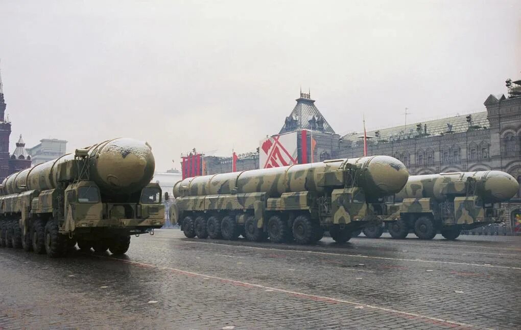 Полет тополь м. Рт-2пм2 «тополь-м». тополь-м баллистическая ракета. ракета ярс радиус поражения.