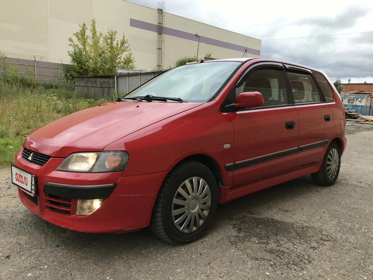 Mitsubishi space star 2003