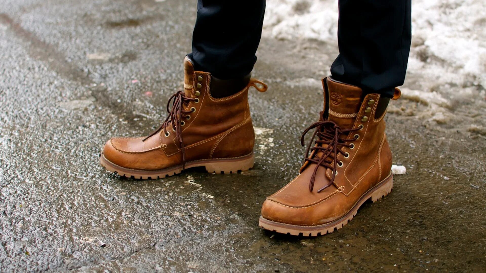 Ношенные ботинки. Eddie Bauer ботинки. Timberland Earthkeepers ботинки мужские. Мужские ботинки tendance зимние. Sperry Chukka Boot.