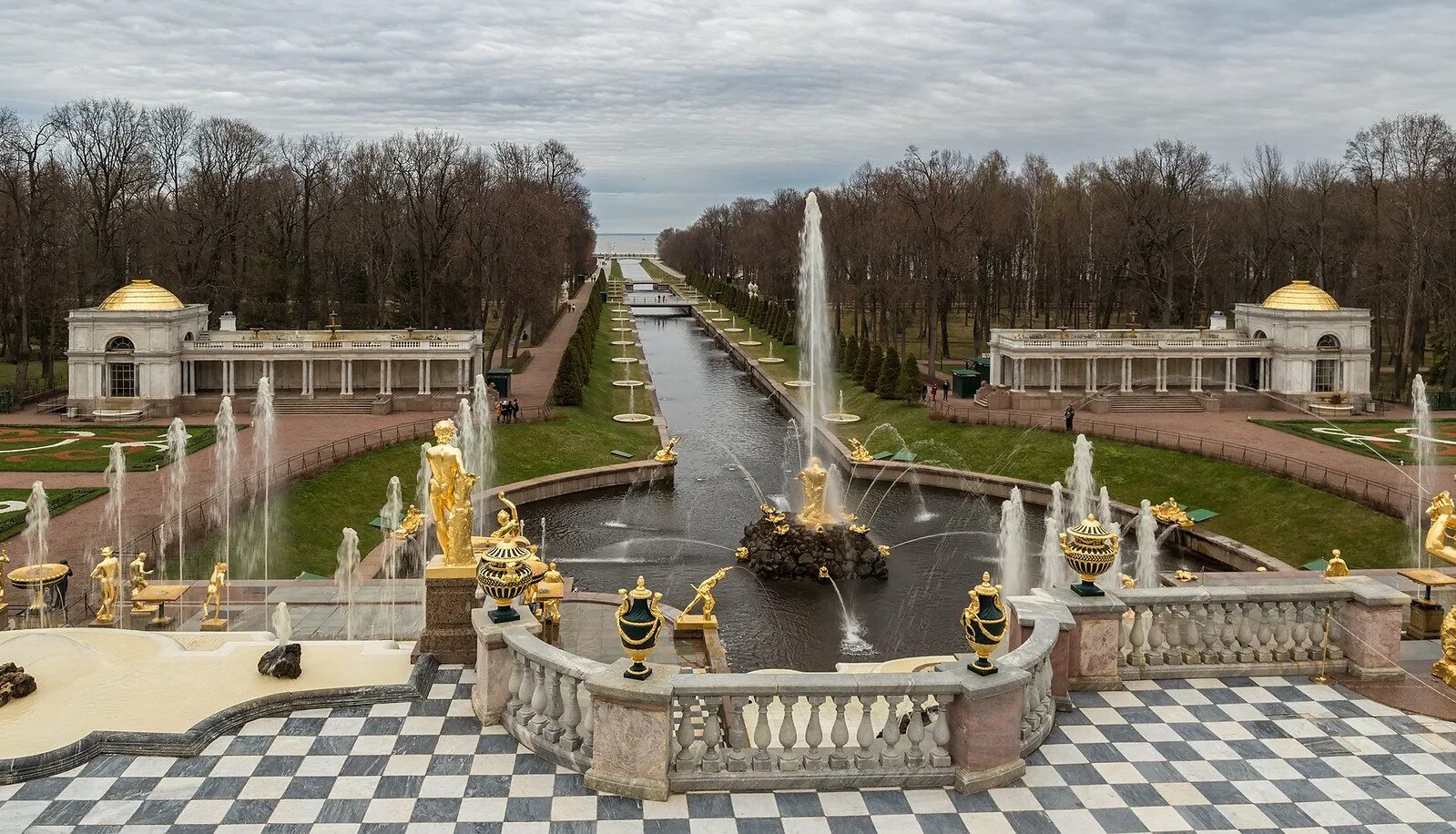 Пункт петергоф. Нижний парк петергоф аэросъемка. петергоф нижний парк большой каскад вид сверху. петергоф дворец сверху. петергоф нижний парк вид сверху.