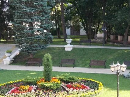 Санаторий в парке кисловодска