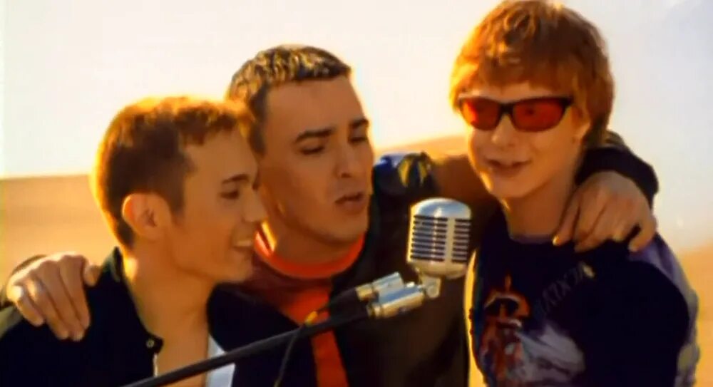 тополиный пух жара июль клип. группа иванушки тополиный. иванушки интернейшнл 1994. иванушки тополиный. интернешнл тополиный пух.