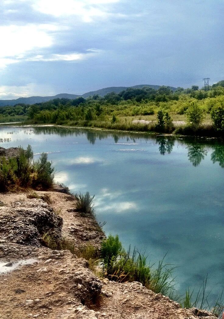 River camp. Нуэсес (река). Река Нуэсес Техас. Пьяве (река). Река Вепш Польша.