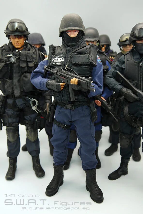 Action figure scale