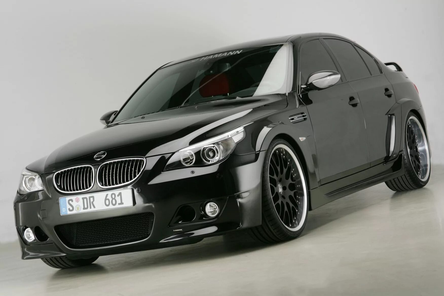 Хаманн е60. BMW m5 e60 Hamann. BMW 5 e60 Hamann. БМВ м5 е60 Hamann. BMW e60 Hamann обвес.