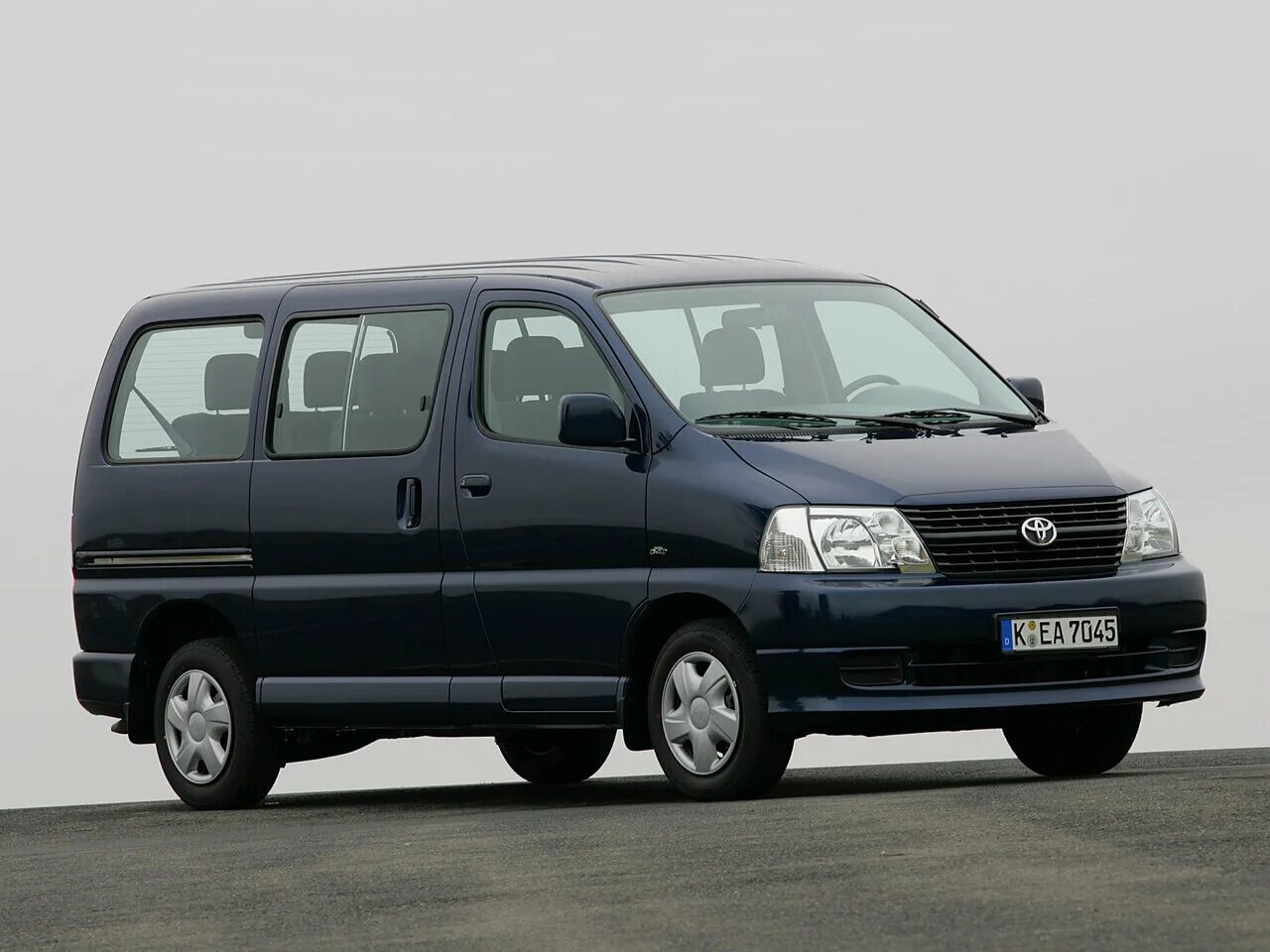 Автомобиль тойота хайс. Toyota hiace xh10. тойота хайс 2004. тойота хайс xh10 2006. toyota hiace xh10 (1995–2006).