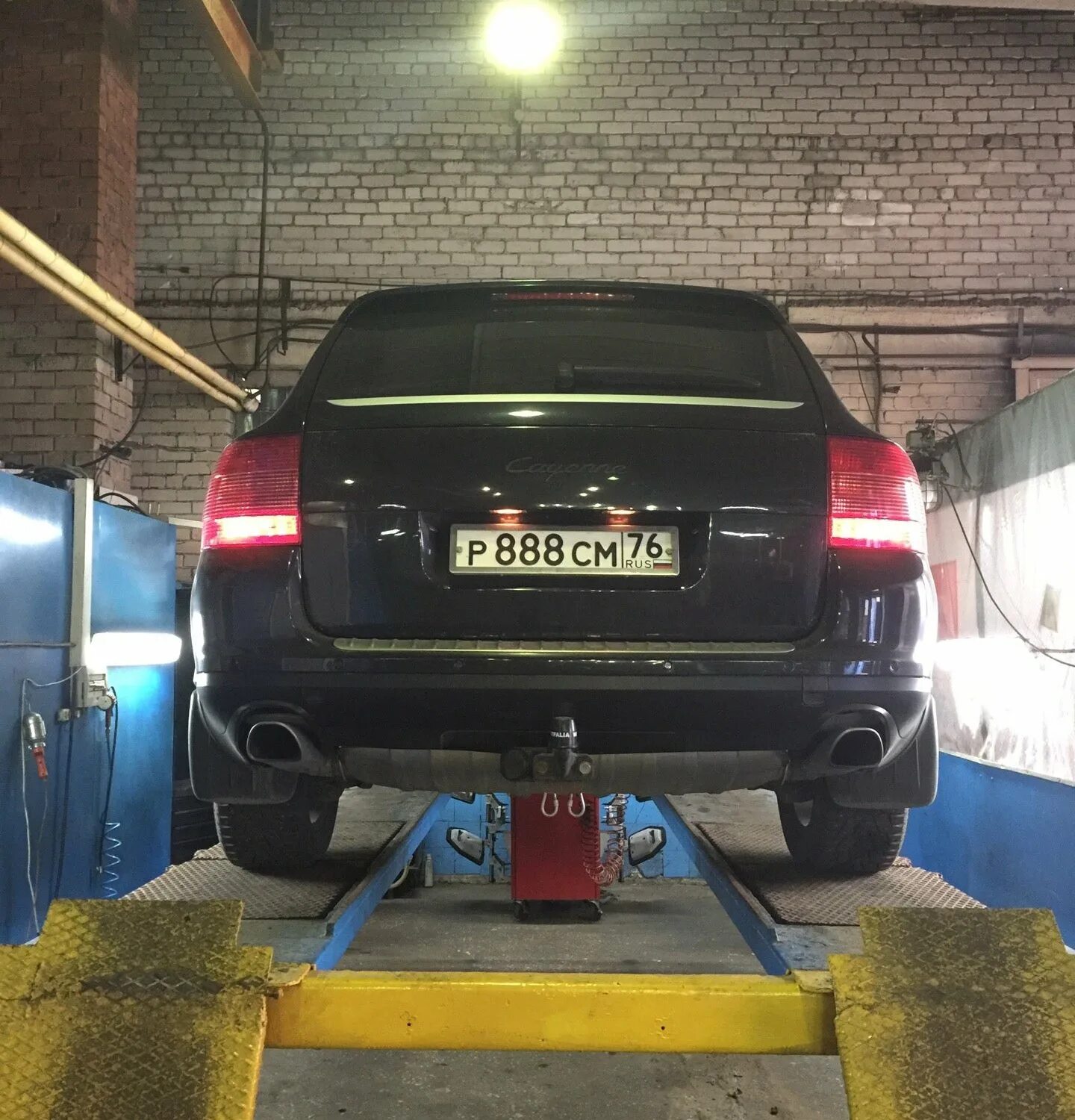 Дизайнмастер. Мастер приемщик логотип. Автосервис мастер дизайн. Помещение автомастерской. Аватар для автосервиса.