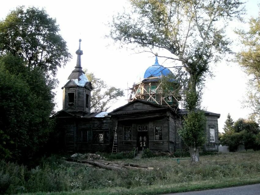 Погода в долженково обоянского района. Церковь в Долженково Обоянского района. С Долженково Обоянский район Курская область. Филатово Обоянский район Георгиевская Церковь. Усланка Обоянский район Церковь.