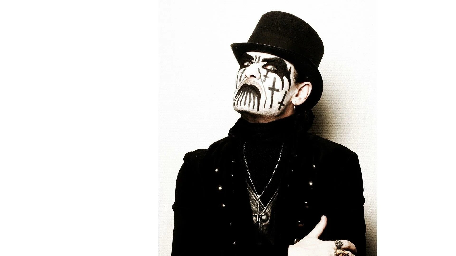 King diamond переводы. Mercyful fate king diamond. Кинг даймонд. Mercyful fate king diamond. King diamond переводы.