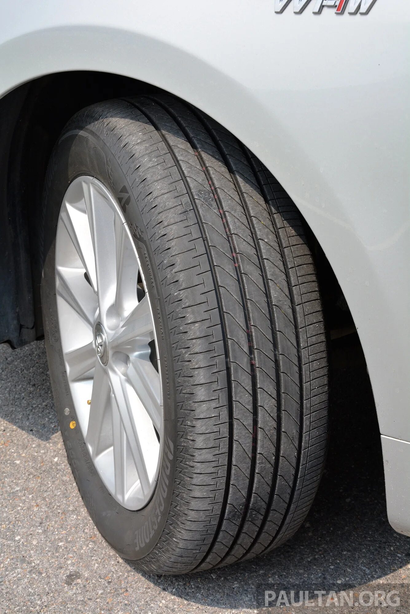 Шины bridgestone turanza t005a. Bridgestone turanza t005. бриджстоун туранза 005. bridgestone turanza t005a 235 45 18 евроэтикетка. bridgestone turanza t005a jcj1620.