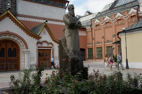 Галерея памятника