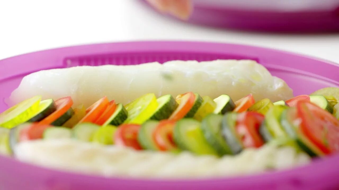 Тапервер видео. Браво дилайт макси тапервер. tupperware micro delight. tupperware омлет в браво дилайт. браво дилайт макси 775 мл.