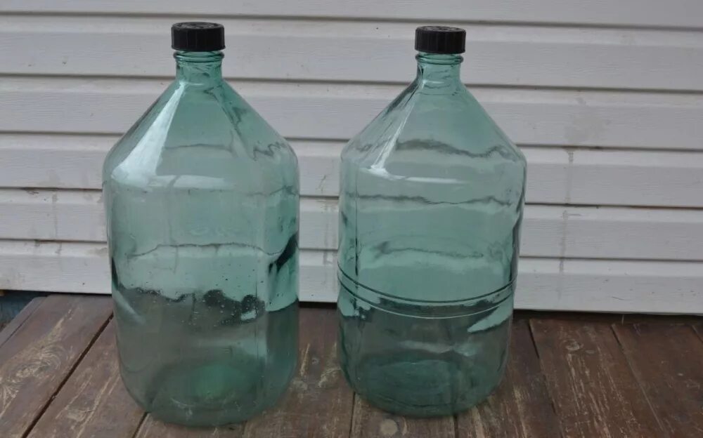 Стеклянные бутылки для самогона. Бутыль для самогона 20 литров. Бутыль стеклянная для самогона. Бутыль для браги.