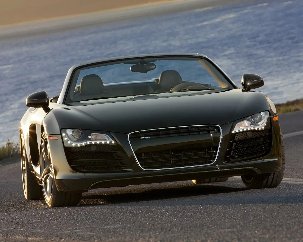 Ауди r8 Spyder. Audi r8 Spyder черная. Ауди r8 кабриолет. Audi r8 Spyder Грея.