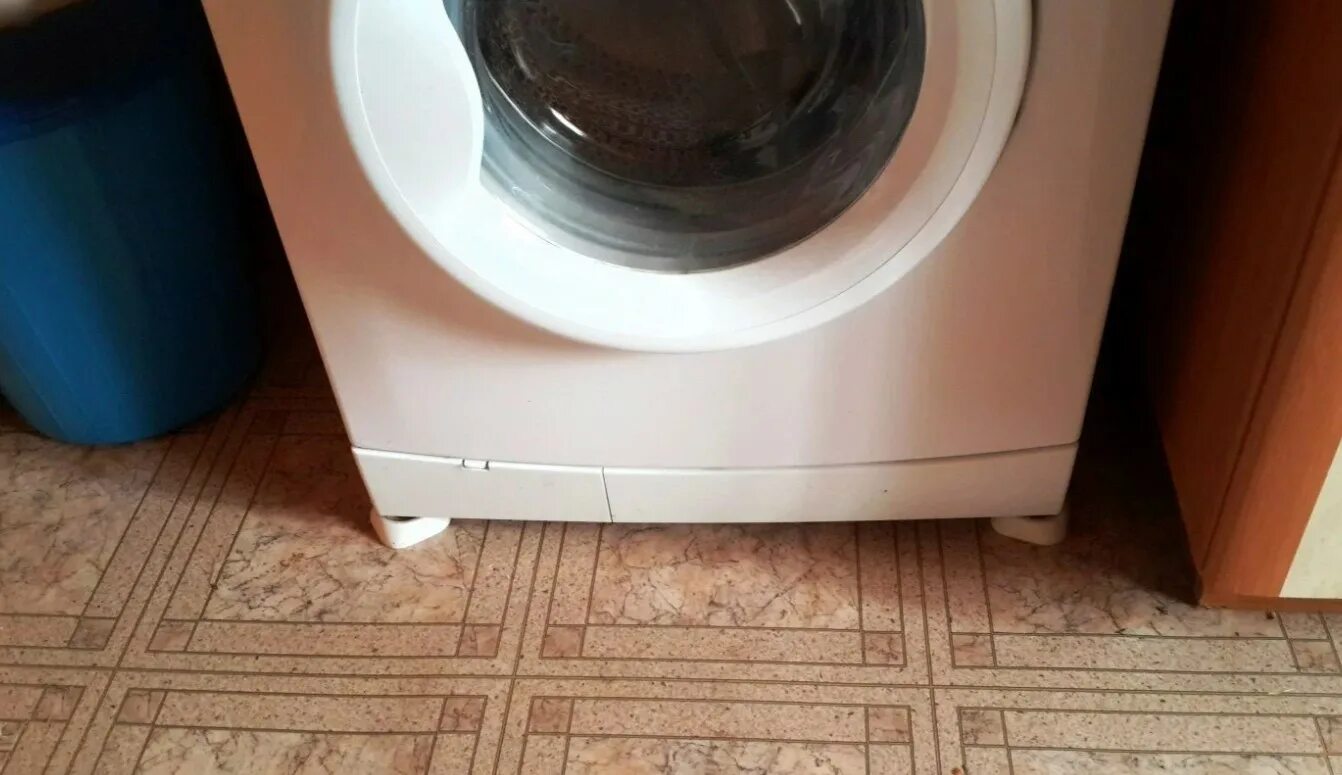 причины прыгания стиральной машины при отжиме. антивибрационные подставки по стиральную машину индезит. чтобы машинка не прыгала. закрепить машинку стиральную. антивибрационные подставки для стиральной машины 4 шт в комплекте 904696.