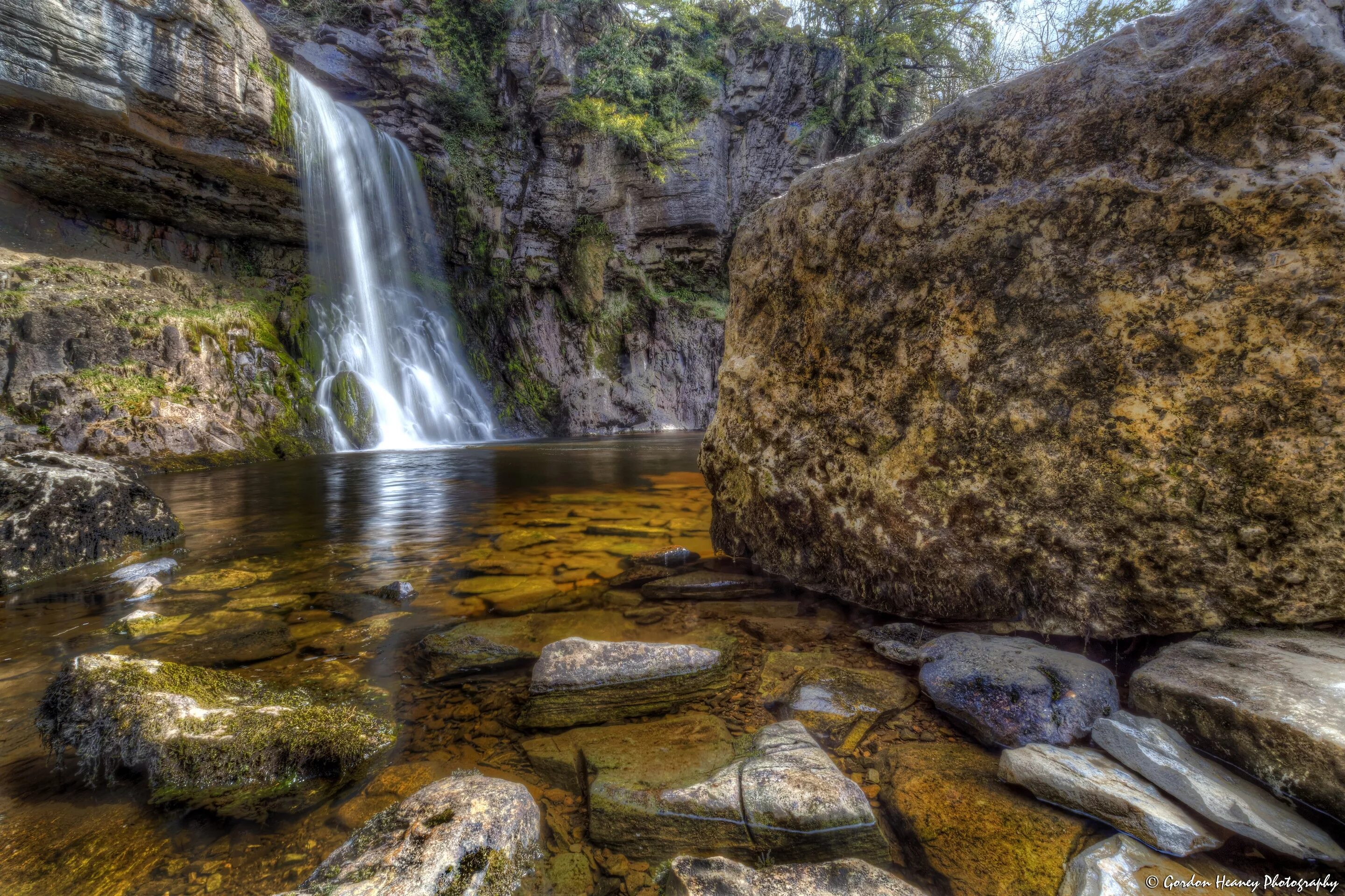 водопад чердынские камни. каменные водопады. каменный водопад. черный водопад свартифосс. каменные водопады.