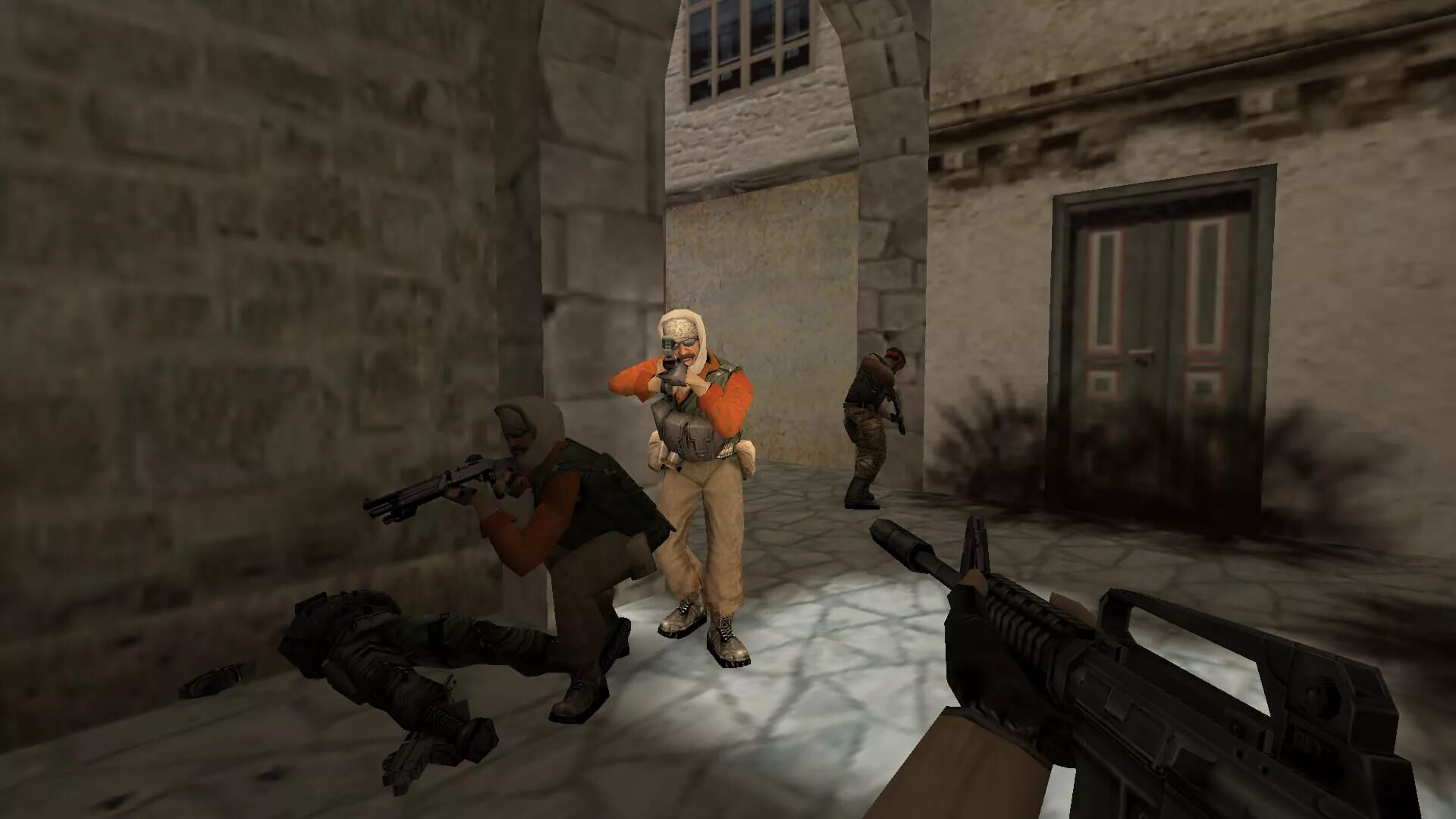 Страйк россия. Counter Strike 1.6. Контр страйк 1.6 старики. Counter Strike на русский. Контра страйк с миссиями.