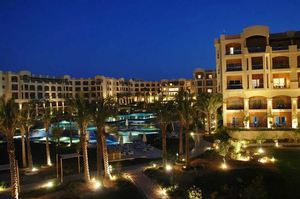 Royal brayka beach resort. отель pyramisa beach resort sahl hasheesh 5. Grand waterworld makadi hotel 5 египет. отель хургада calimera. сафага египет.